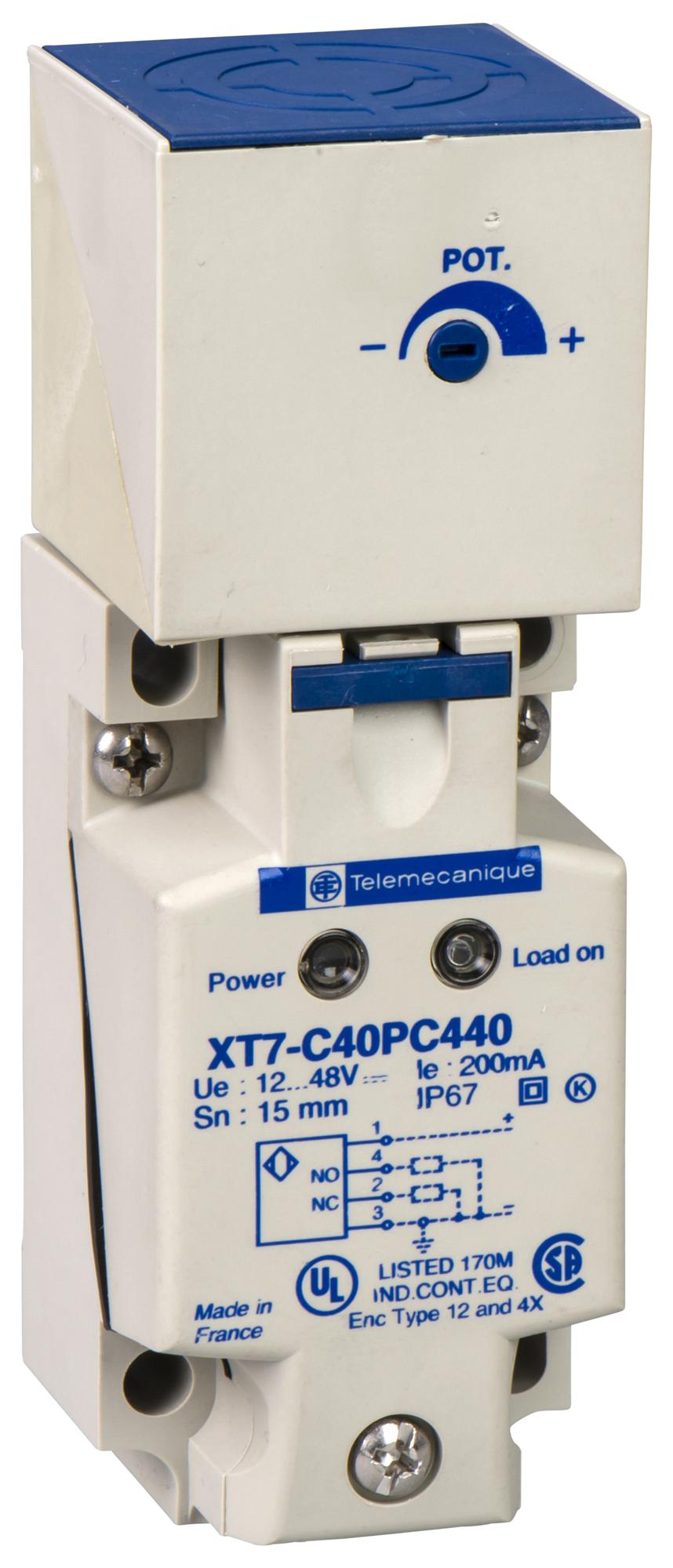 Telemecanique Sensors Xt7C40Nc440 Capacitoracitive Sensor, 15mm, Npn