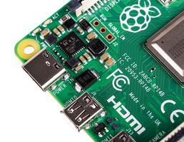 RASP PI 4 B 8GB: Raspberry Pi 4 B, 4x 1,5 GHz, 8 GB RAM, WLAN, BT